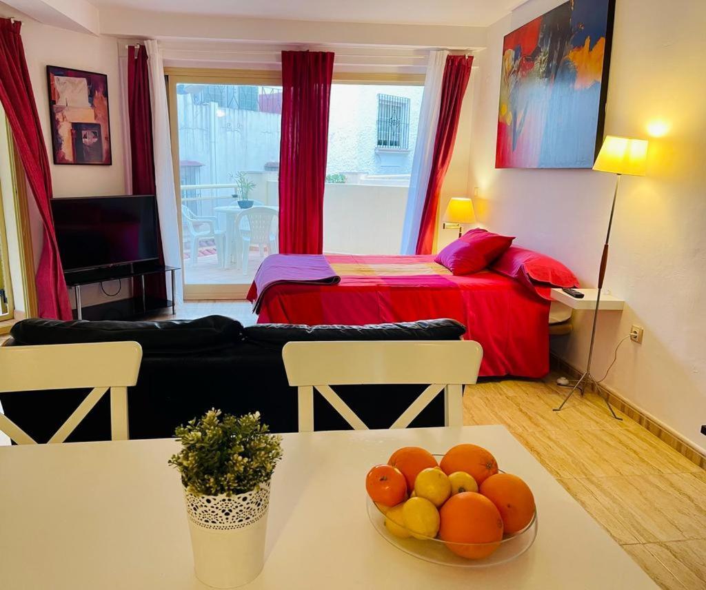 Puerta Del Sol Trm Only Adults Aparts توريمولينوس المظهر الخارجي الصورة